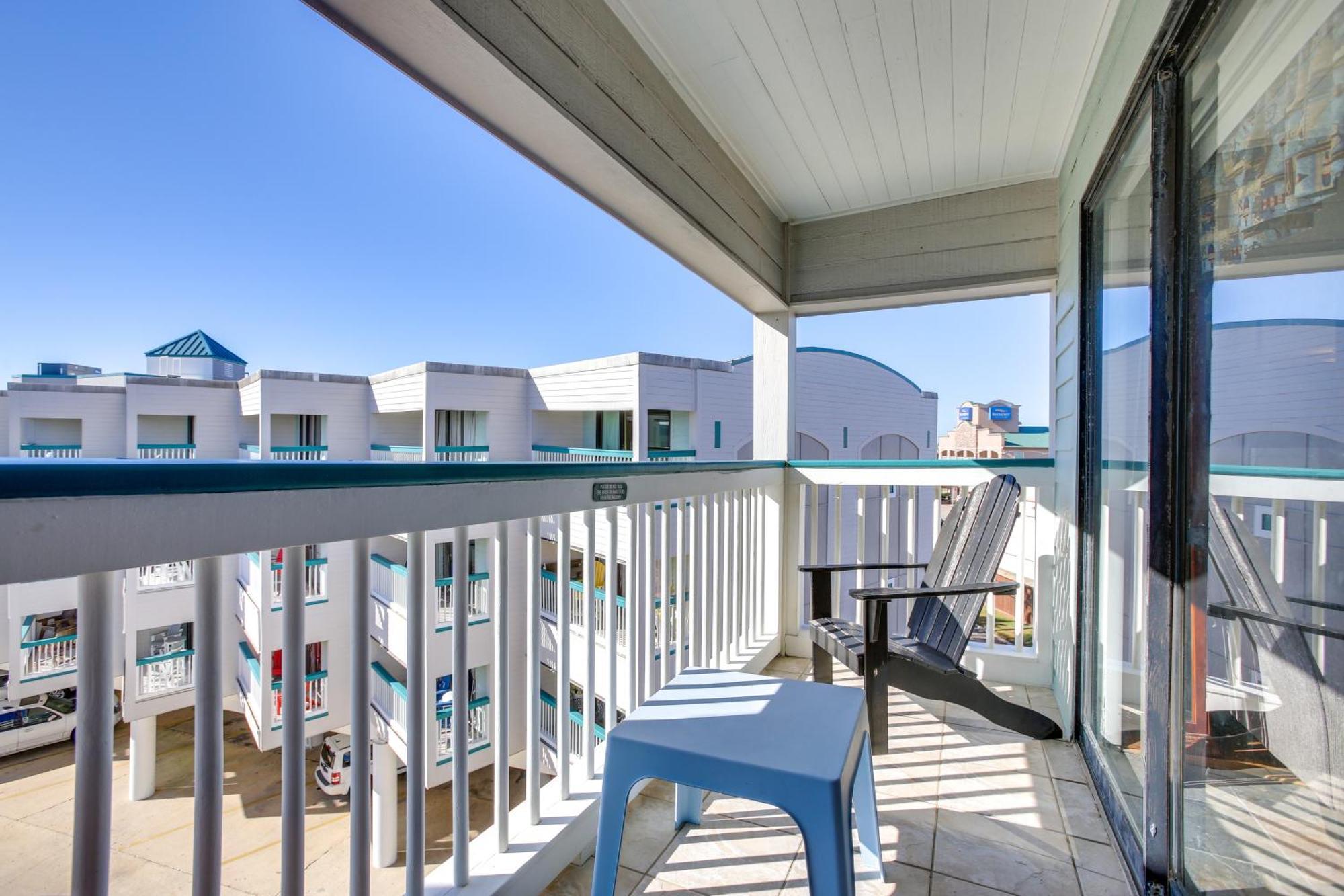 Galveston Retreat With Balcony And Gulf Views! Apartment Ngoại thất bức ảnh