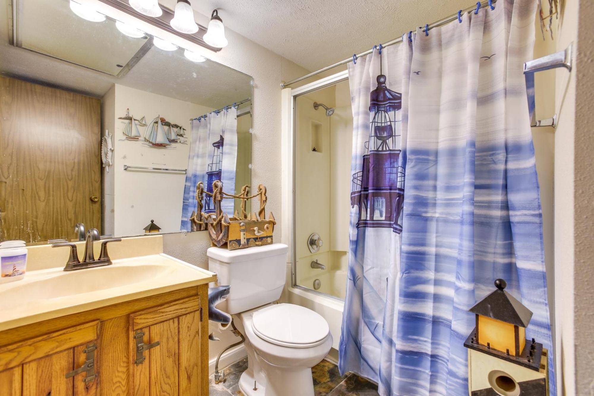 Galveston Retreat With Balcony And Gulf Views! Apartment Ngoại thất bức ảnh