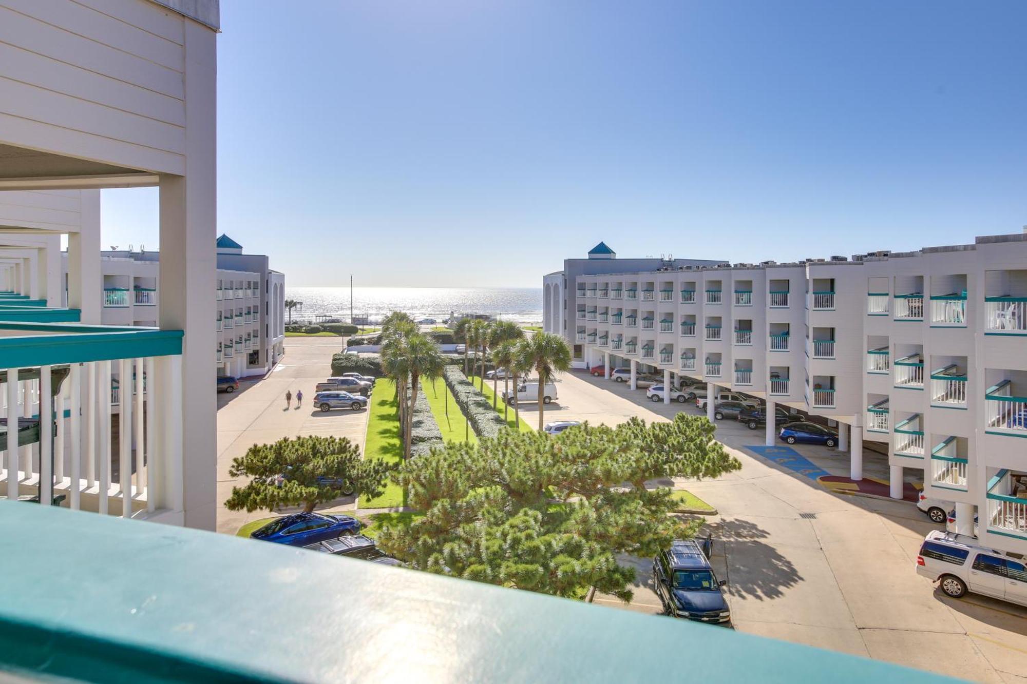 Galveston Retreat With Balcony And Gulf Views! Apartment Ngoại thất bức ảnh