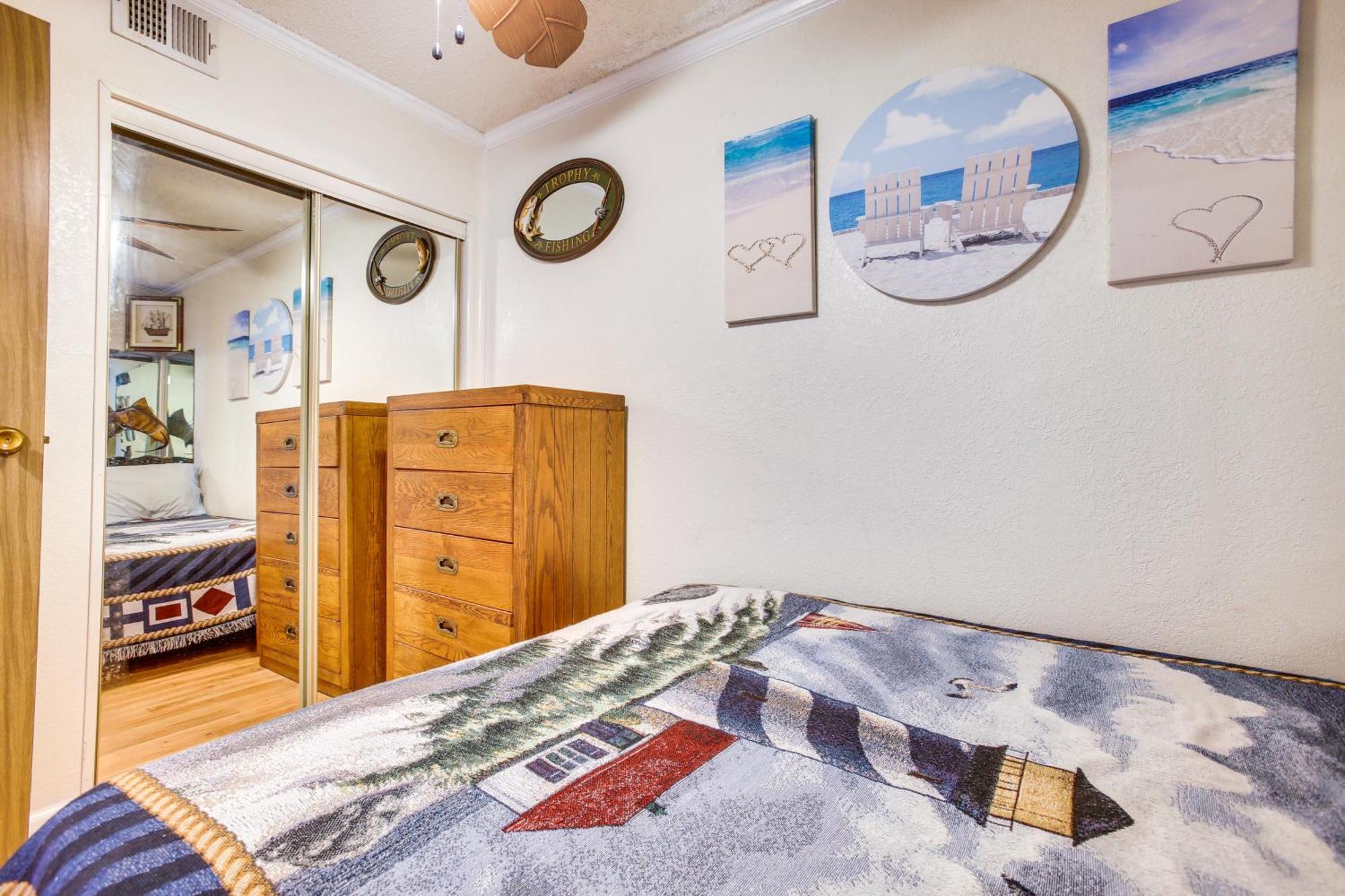 Galveston Retreat With Balcony And Gulf Views! Apartment Ngoại thất bức ảnh